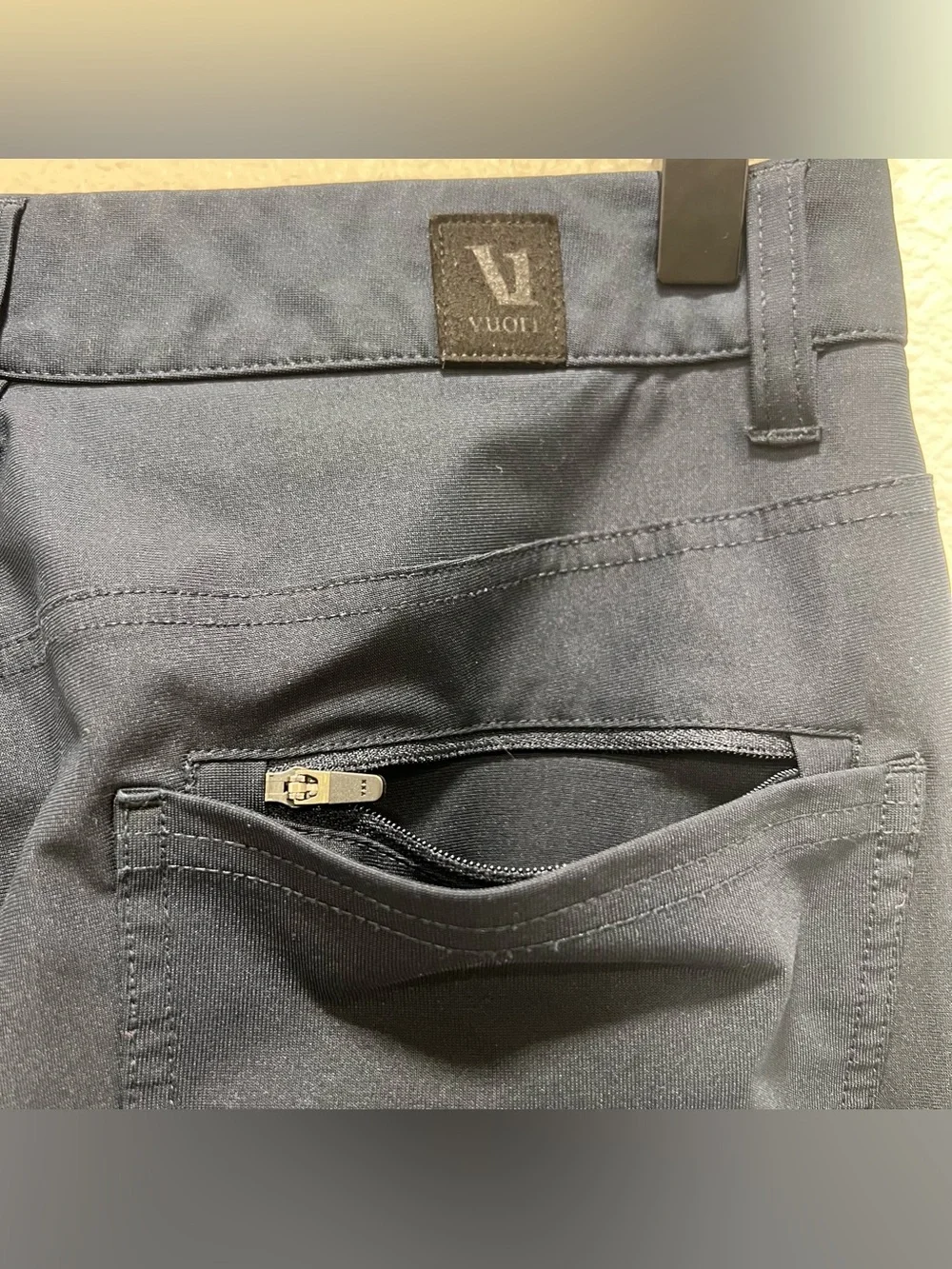 Vuori Meta Performance Chino Pants Men’s 28 Navy Blue Office Travel - Picture 7 of 9